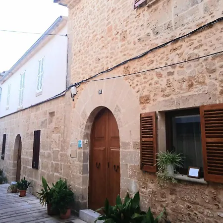 Casa Del Artista-can Roca Holiday home *