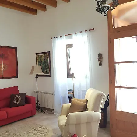 Holiday home Casa Del Artista-can Roca *